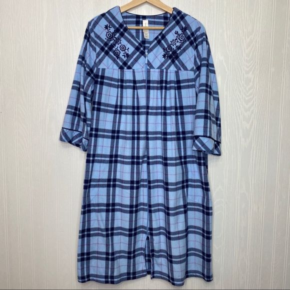 Blue Plaid Fleece Zip Up Embroidered Robe/Night Dress with Pockets Size Large - Picture 12 of 12